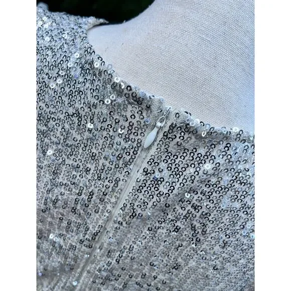 Ivy City Co Starling Dress In Gold Sequin small New With Tags - Picture 6 of 6